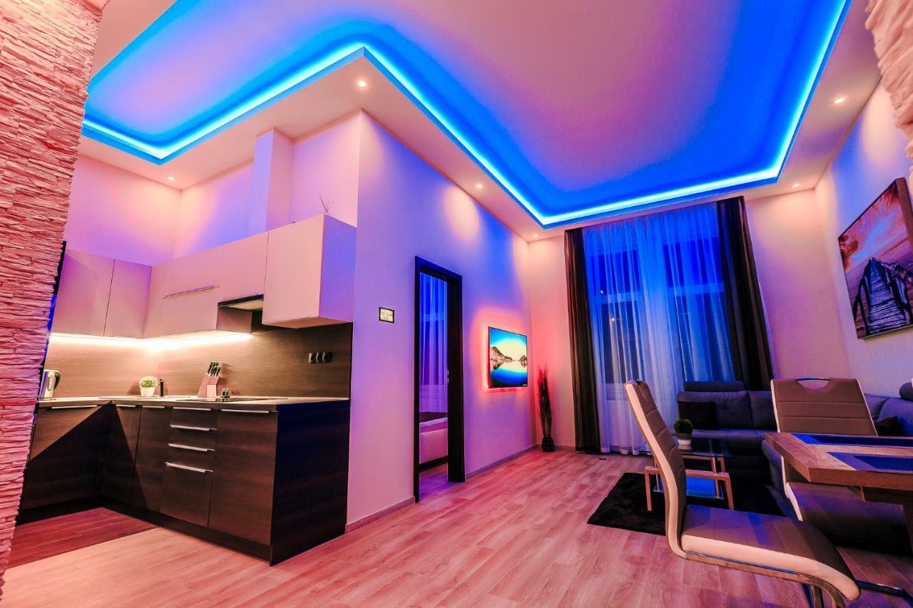 Luxury Smart Apartments Szeged Exteriör bild