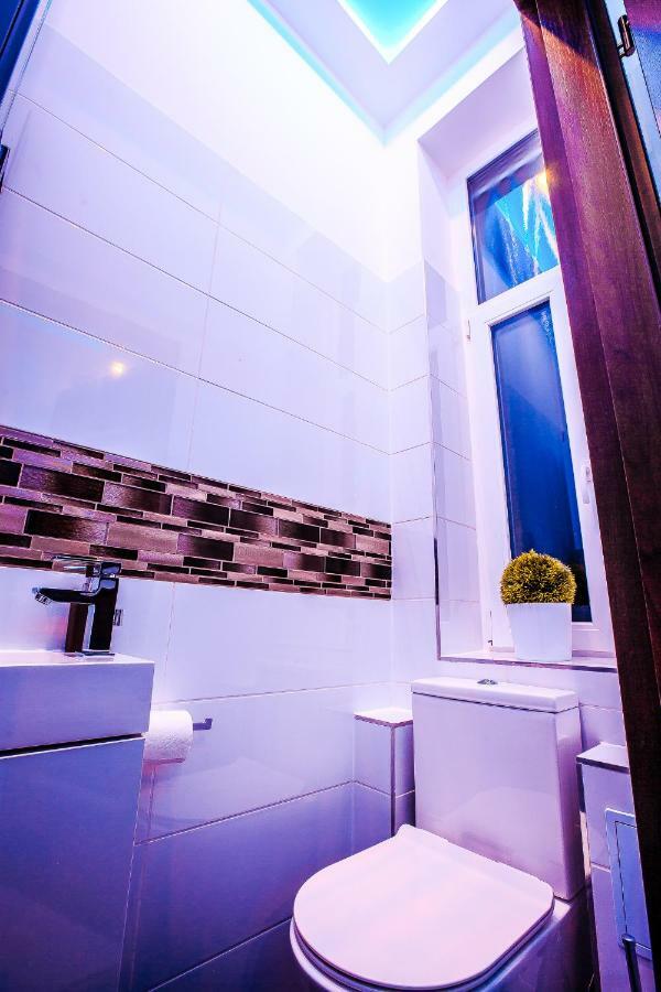 Luxury Smart Apartments Szeged Exteriör bild