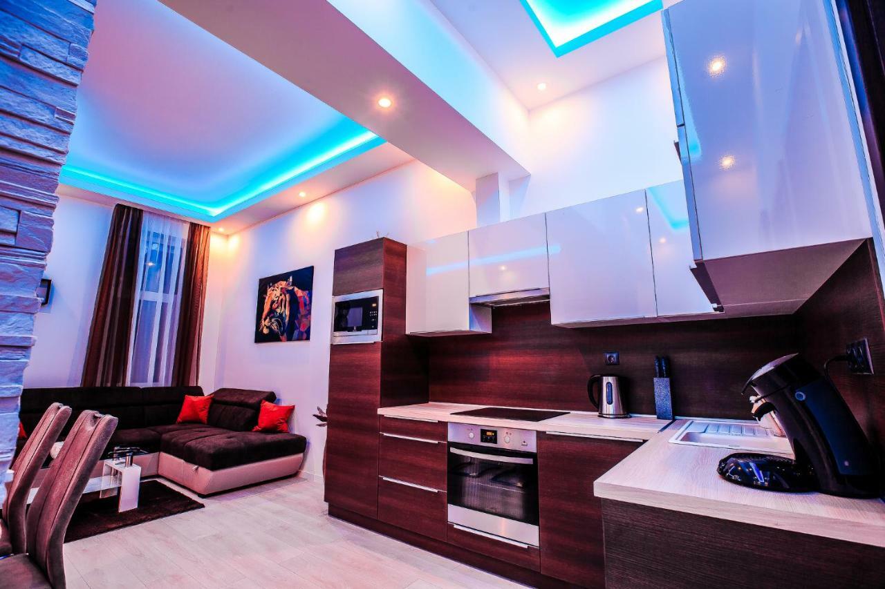 Luxury Smart Apartments Szeged Exteriör bild